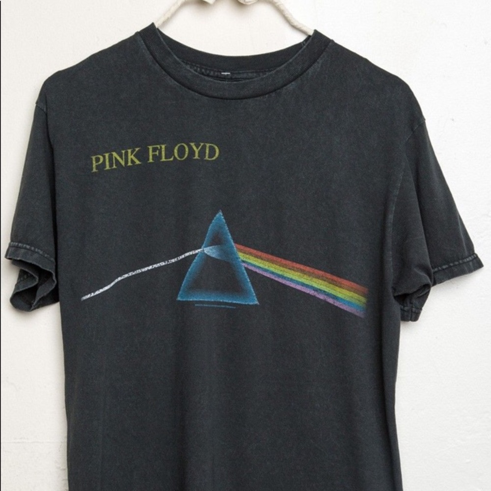 brandy melville pink floyd tee
